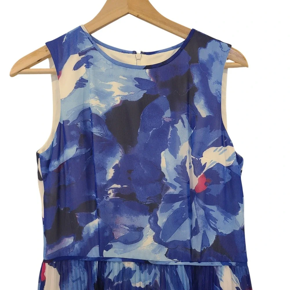 Maggy London Blue Floral Watercolor Pleated Midi Dress Womens Size 8 Sleeveless - Picture 2 of 7